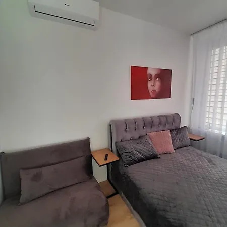 Ramus Poilsis Apartment
